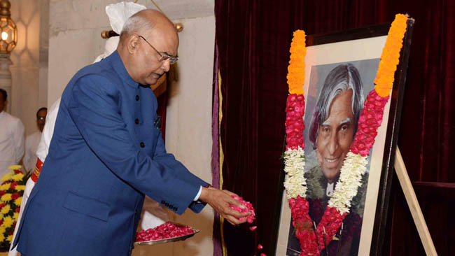 President of India pays floral tributes to Dr A. P. J. Abdul kalam on his Birth Anniversary