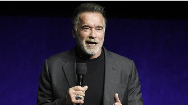 I hate politics: Arnold Schwarzeneggar