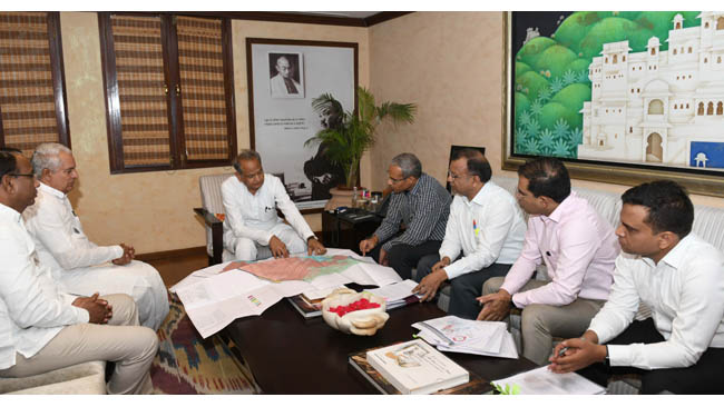 CM CHAIRS REVIEW MEETING OF INDUSTRIES DEPARTMENT REWORKED SINGLE WINDOW SYSTEM BY YEAR END