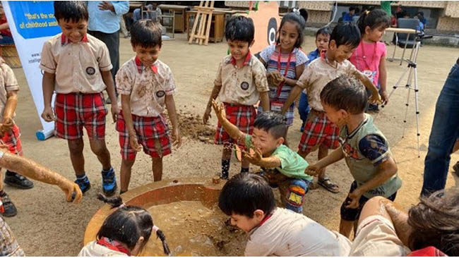 Intelligentsia Organizes One-of-its-kind Mud Festival for Kids