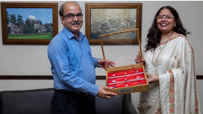 GIA India Donates Replicas of Famous Diamonds to Chhatrapati Shivaji Maharaja Vastu Sangrahalaya