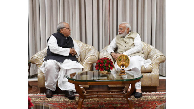 राज्यपाल श्री कलराज मिश्र की प्रधानमंत्री से मुलाकात जनजातीय और उच्च शिक्षा सहित राज्य के महत्वपूर्ण बिन्दुओं पर चर्चा