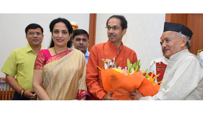 Uddhav Thackeray, wife Rashmi meet governor