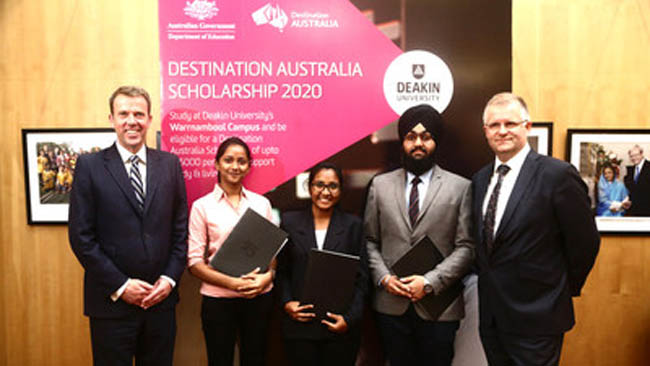 Indian Students Receive the Destination Australia Scholarship 2020