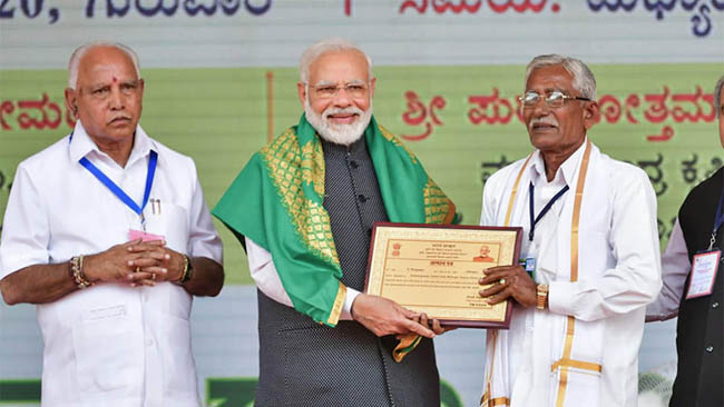 pm-disburses-rs-12-000-crore-to-six-crore-farmers