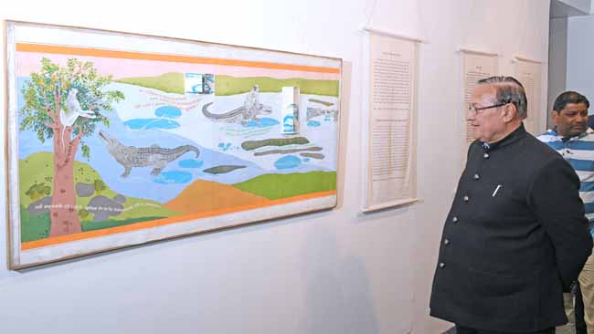 कला , साहित्य एवं संस्कृति मंत्री ने जेकेके में दो प्रदर्शनियों का किया उद्घाटन