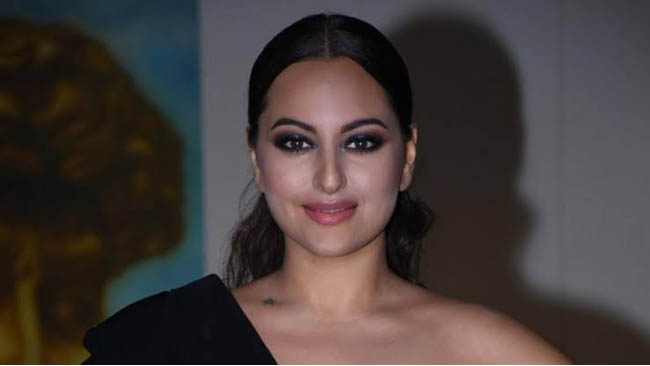 Sonakshi Sinha to make her web series debut with Reema Kagti directorial