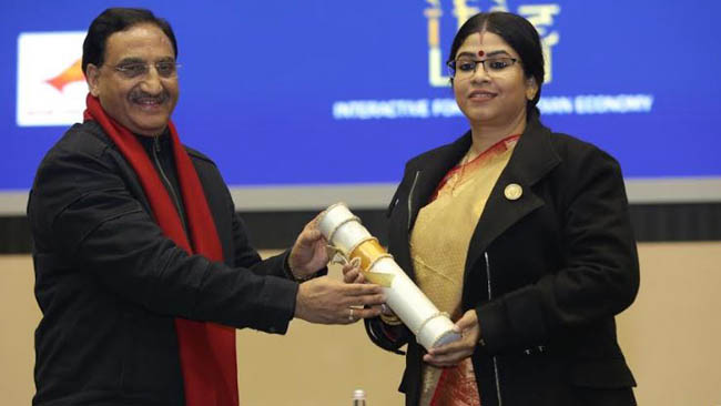 Dr. Sohini Sastri Wins Best Astrologer of the Year at Indian Achievers Award Ceremony