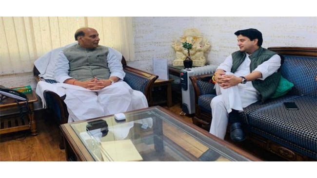 A day after joining BJP, Scindia meets Rajnath