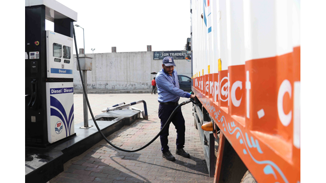 WheelsEye Launches ‘Apna Pump’ to Support Truckers