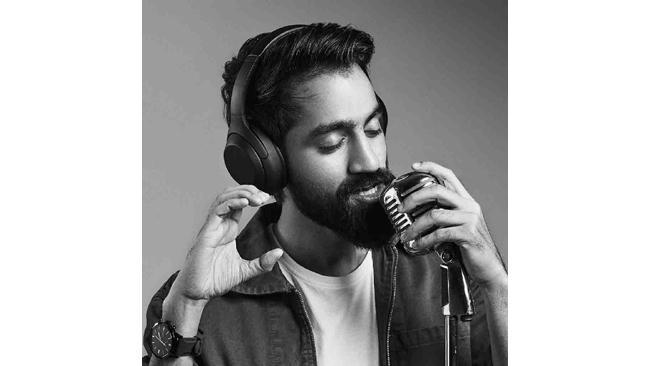 Clubhouse makes Indian singer, song-writer Anirudh Deshmukhits global new app icon