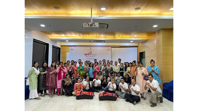 ministry-of-skill-development-and-entrepreneurship-completes-training-female-employees-in-self-defence-techniques