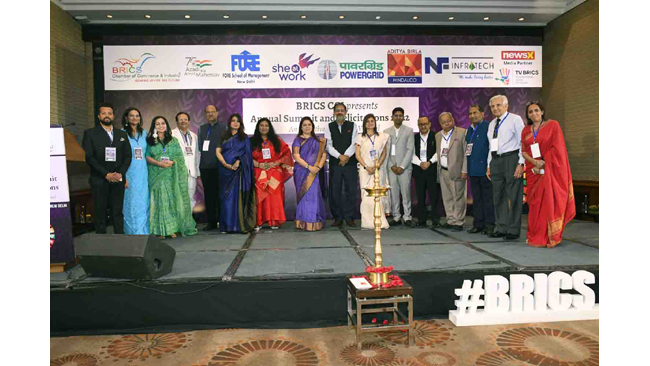 smt-meenakshi-lekhi-hon-ble-minister-of-state-for-culture-govt-of-india-calls-for-equal-participation-of-women-to-achieve-sustainable-development-at-brics-cci-we-annual-women-s-summit