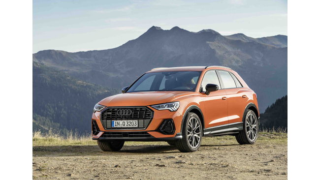 Audi launches the new Audi Q3 in two variants – Premium Plus and Technology