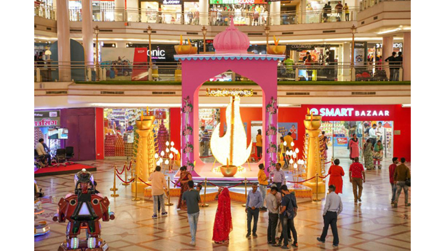 nexus-celebrations-hosts-late-night-shopping-during-diwali