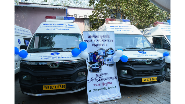 Tata Motors delivers 218 Winger veterinary vans to the Government of West Bengal