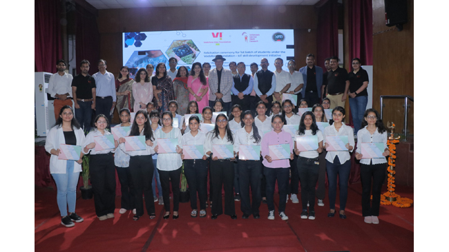 Vodafone Idea Foundation Felicitates the First Batch of IoT Centre of Excellence at Indira Gandhi Delhi Technical University for Women, Delhi