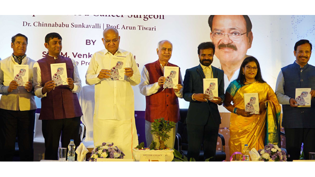 venkaiah-naidu-unveils-live-for-a-legacy-a-book-written-by-the-city-s-well-known-robotic-cancer-surgeon