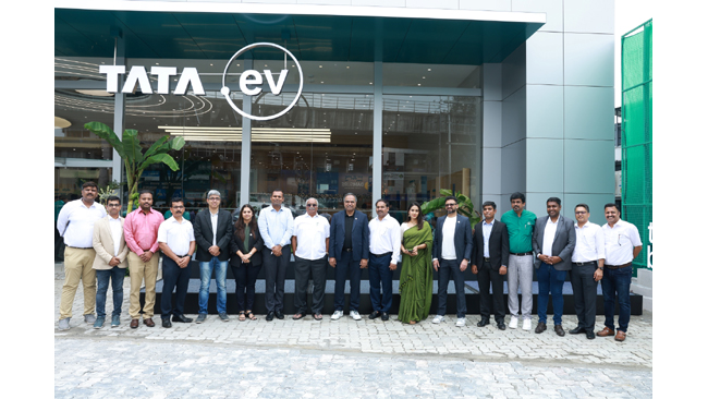 Tata Passenger Electric Mobility Unveils Two New EV Exclusive Retail Storesin Kochi