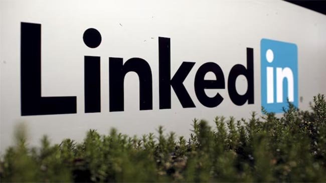 3-out-of-4-indian-recruiters-are-investing-up-to-70-of-their-hiring-budgets-in-ai-and-tech-to-hire-smarter-faster-linkedin-research