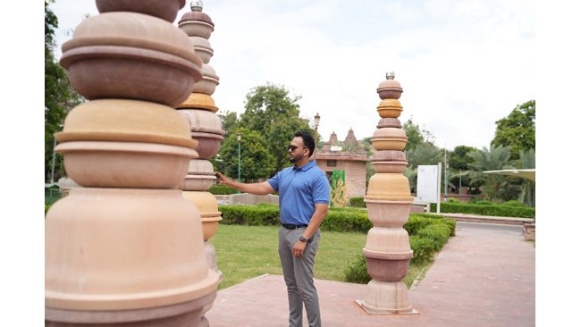 stonex-partners-with-jodhpur-arts-week-to-unveil-colours-of-rajasthan-by-french-artist-gaspard-combes