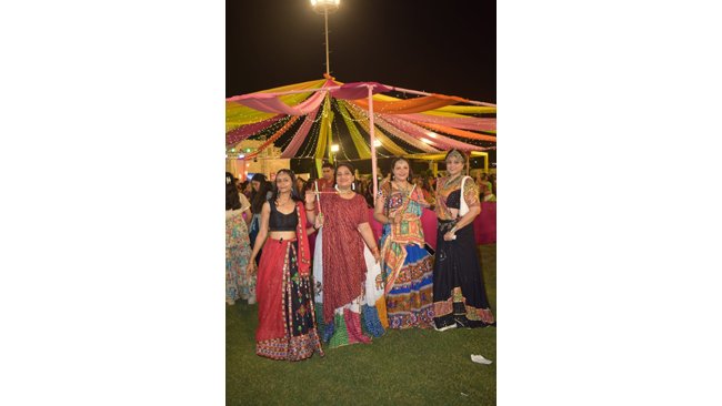 navraas-garba-festival-held-at-ryan-edunation-school
