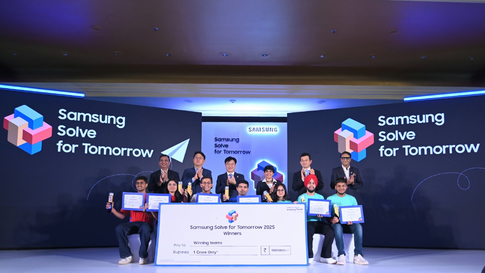 young-innovators-from-bharat-shine-at-samsung-solve-for-tomorrow-2025-win-inr-1-crore-to-build-ai-powered-solutions-for-a-better-india